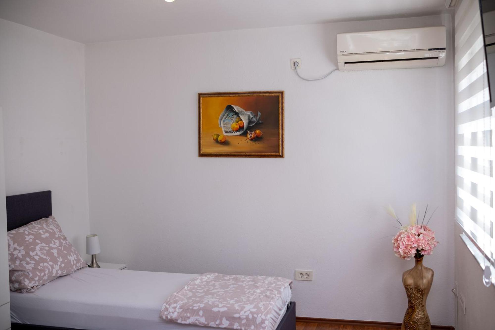 Apartment Mery Мостар Екстер'єр фото